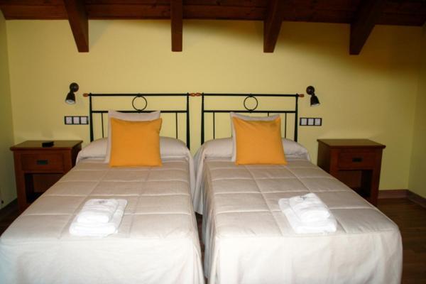 Hostal Rural Casa Parda Tramacastilla de Tena Room photo
